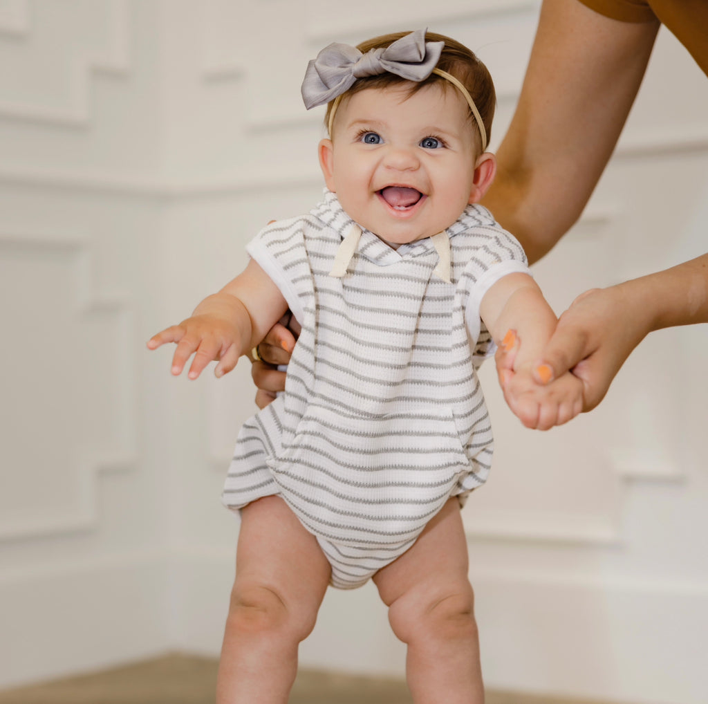 SLEVELESS HOODIE BODYSUIT